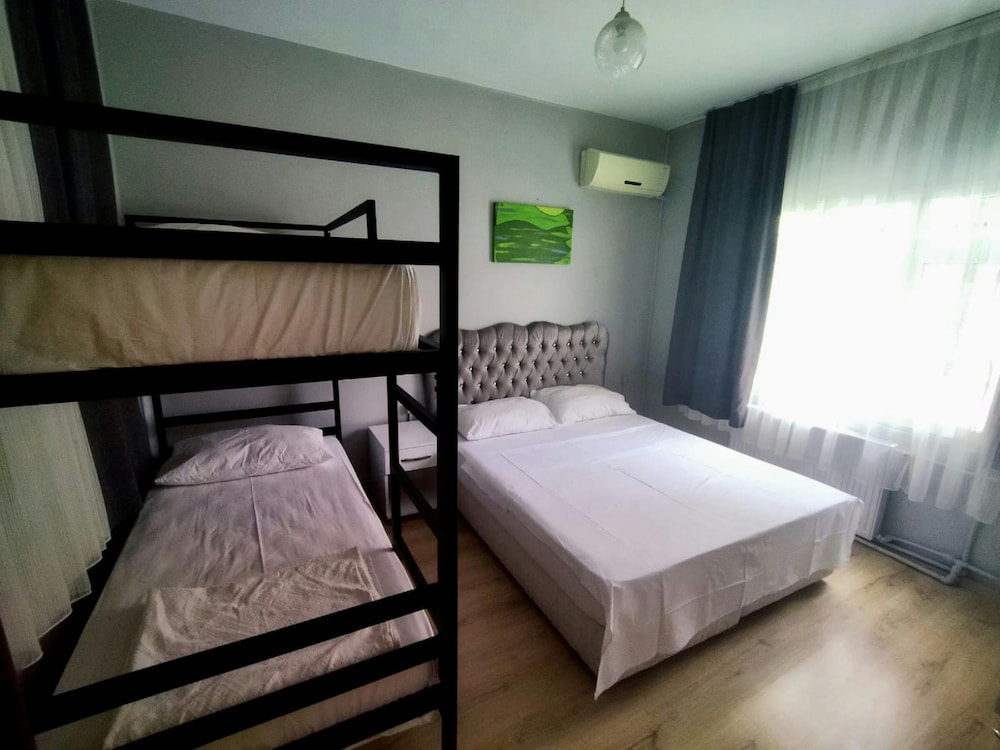 Sultan Hostel & Guesthouse - Image 21