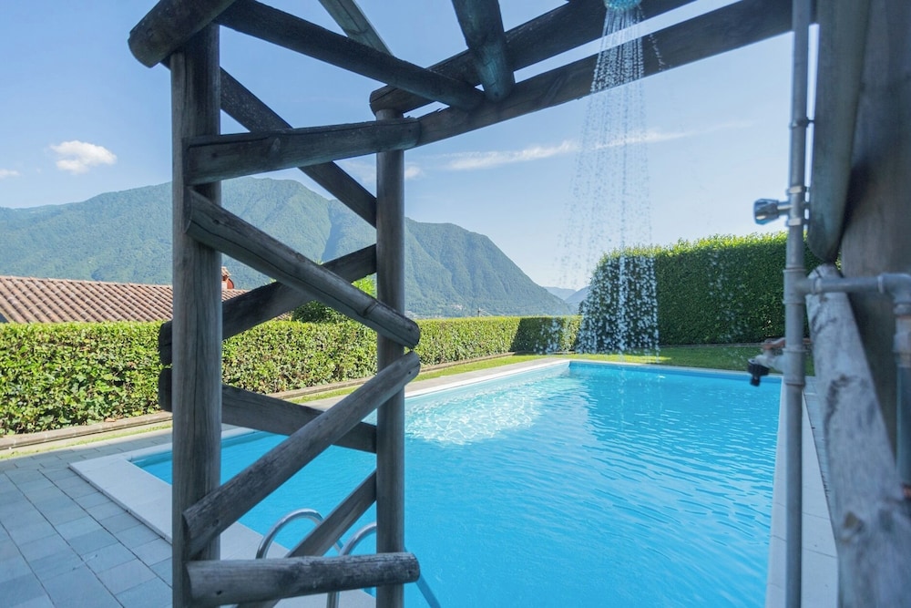 Casa Vela by Rent all Como