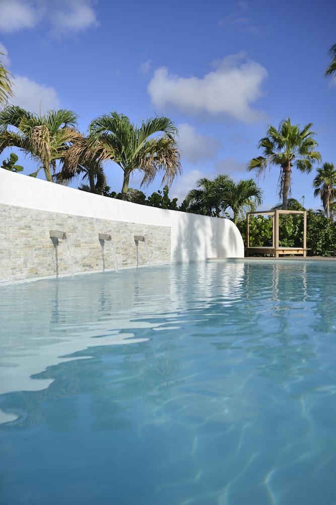 Chogogo Dive & Beach Resort Curacao