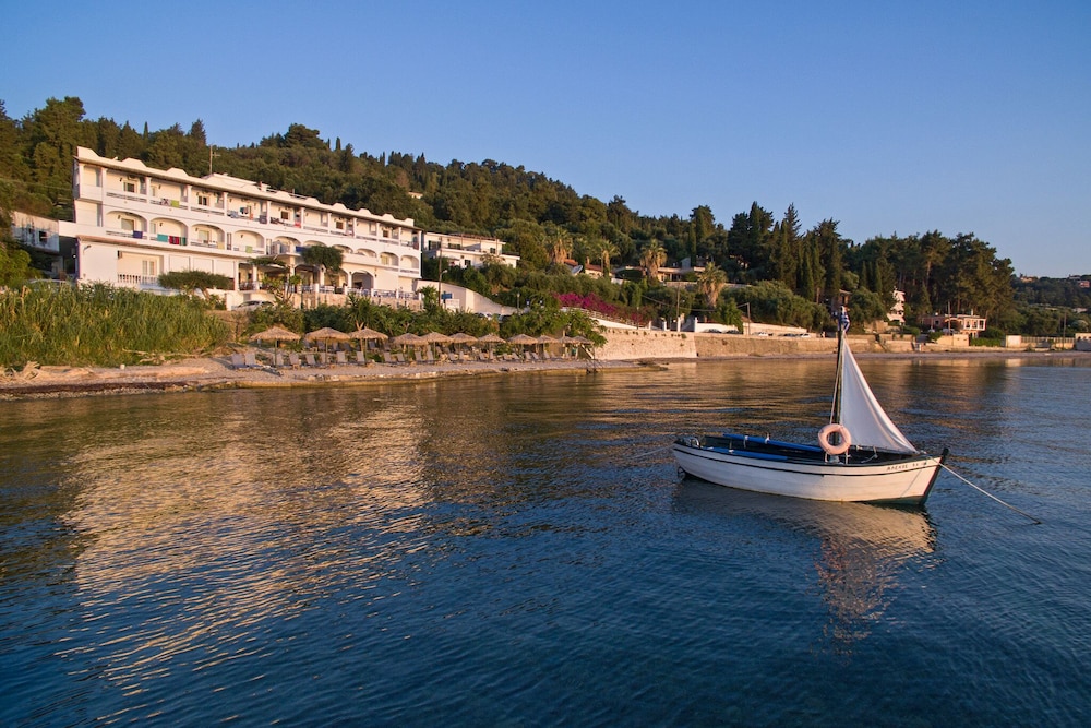 Hotel Kaiser Bridge - Image 1