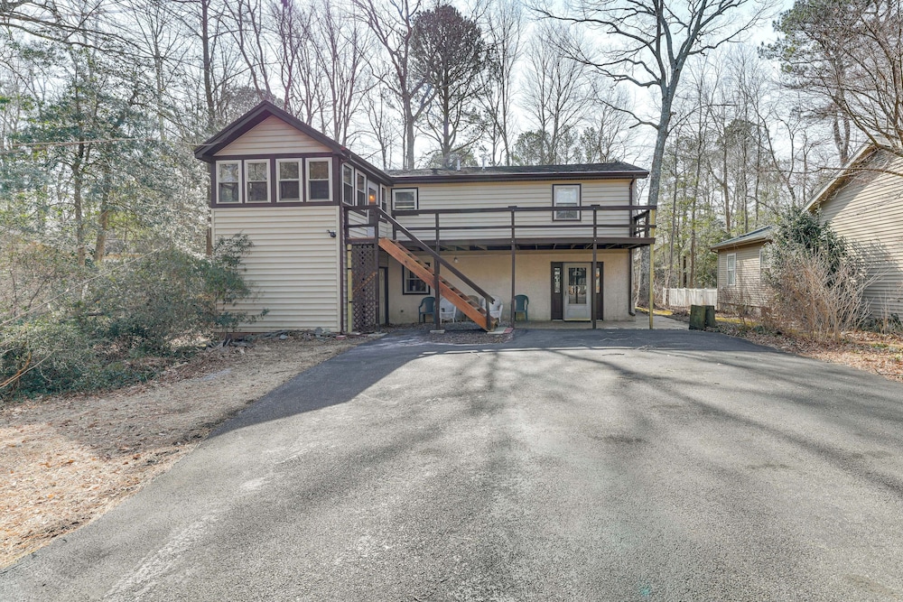 Spacious Family Home: 9 Mi to Ocean City Boardwalk