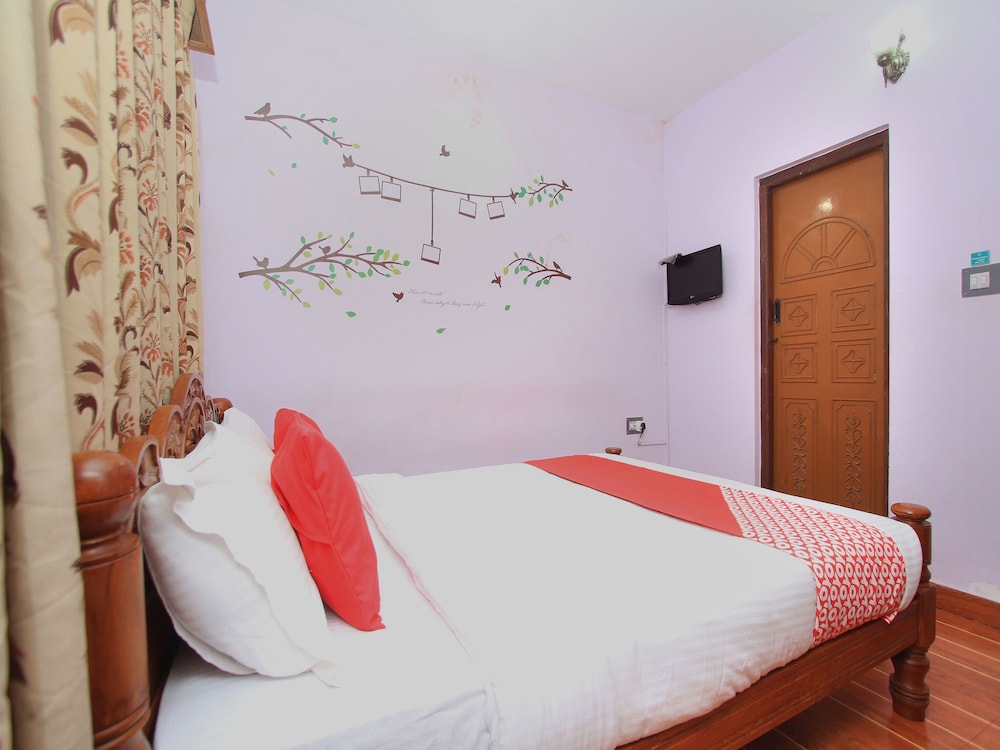 OYO 13597 Travel Stay Residency