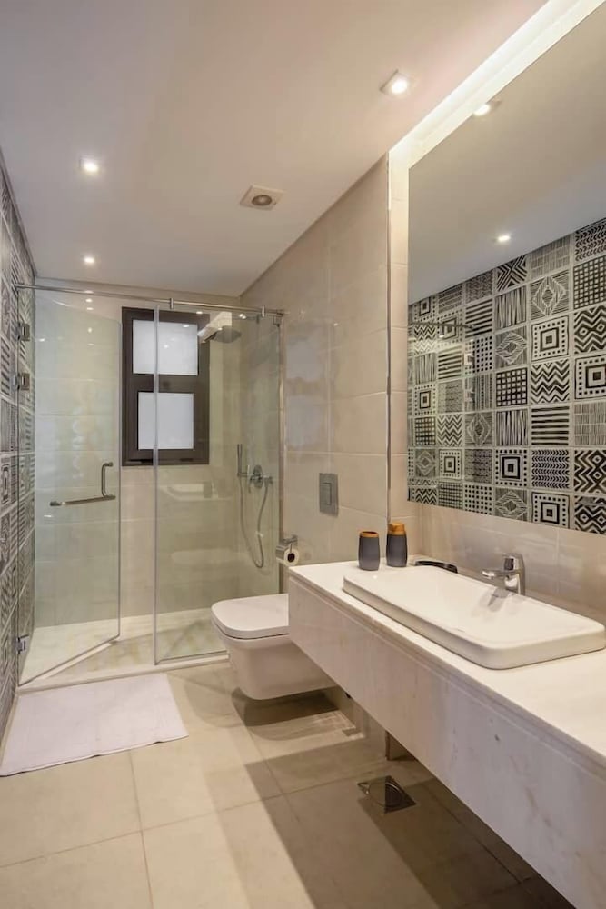 Rivera 2bedroom with Garden Eastown near EDNC Mall