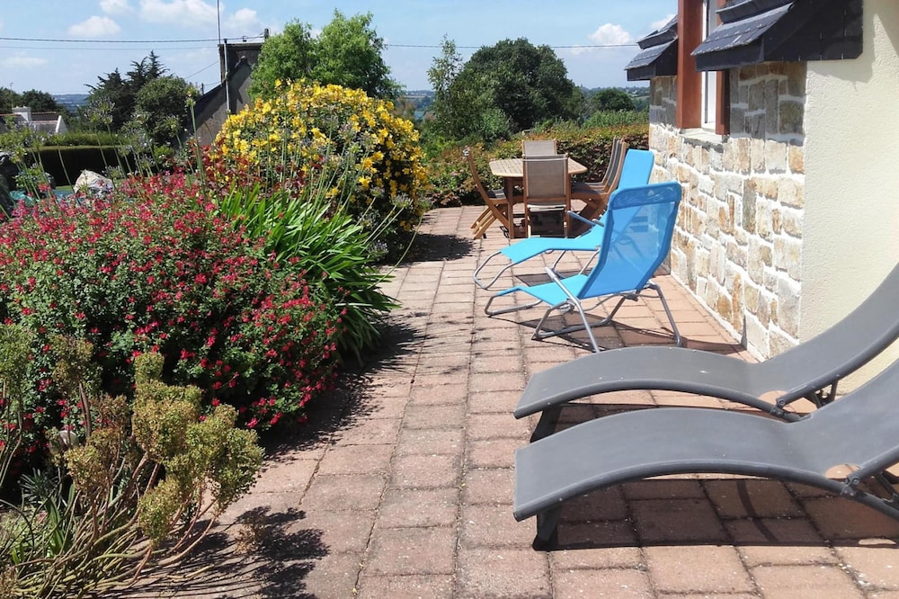 Holiday Home in Paimpol Near Beach photo 4