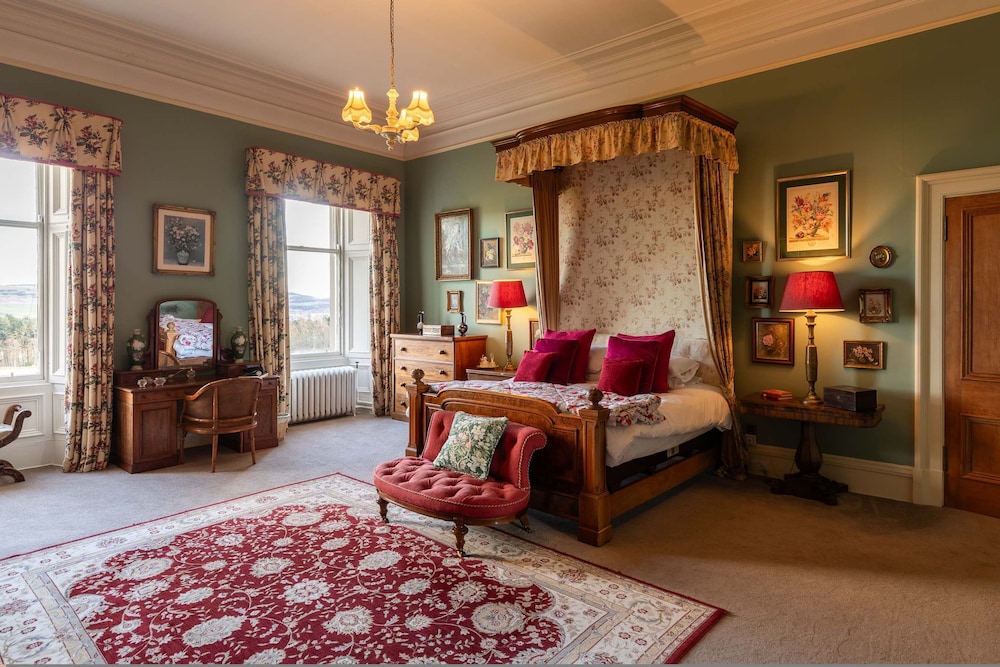 Errol Park - Grand Stately Home Views