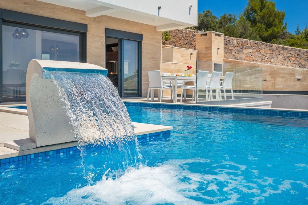 Trogir Pearl Luxury Resort