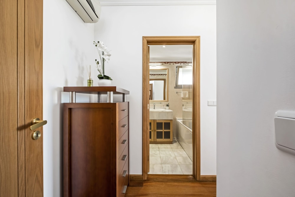 Serenity Solace by Madeira Sun Travel