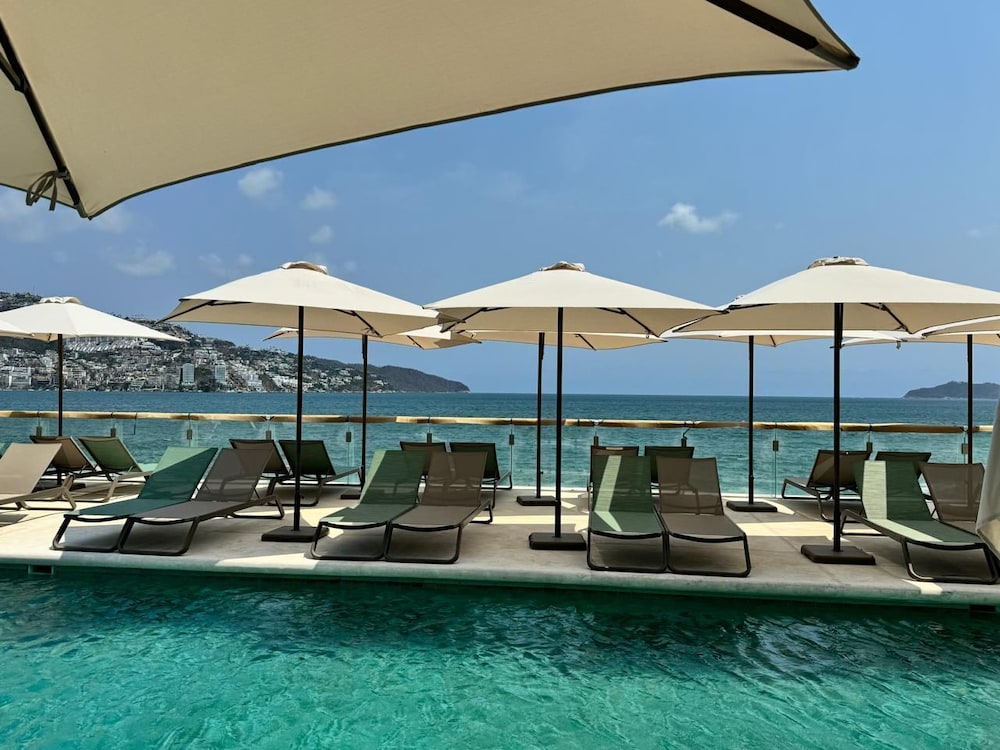 Amares Acapulco