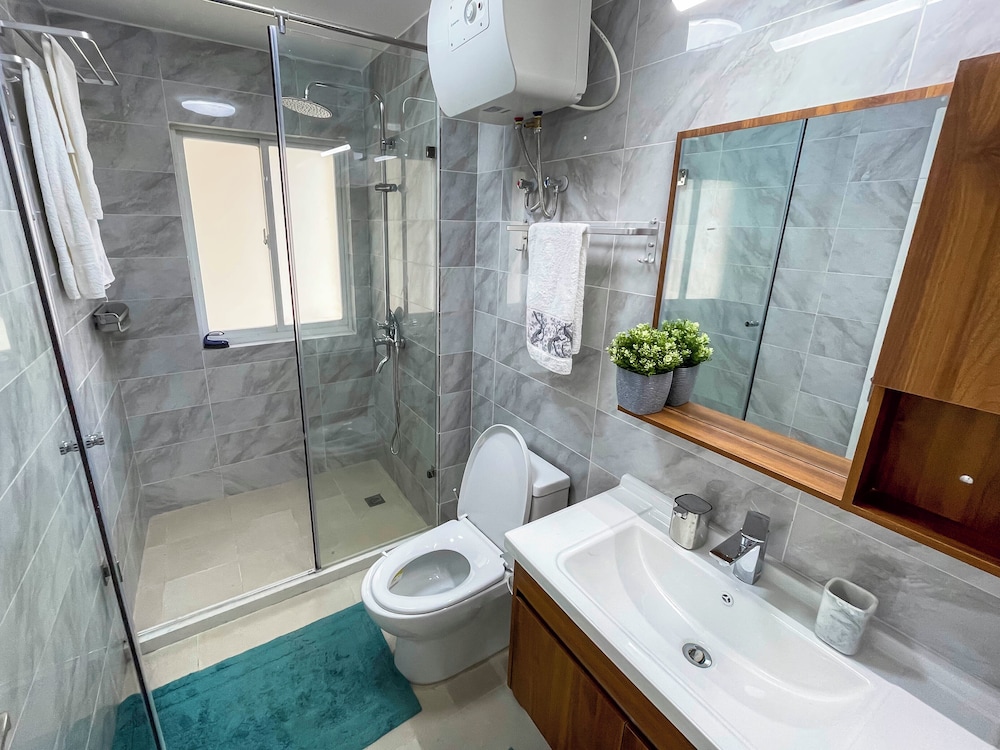 Serenity Haven - 2-bed Home Away From Home Apmt