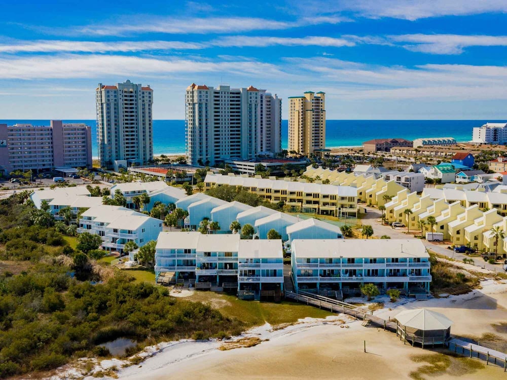 Sandcastle Townhomes #24 by Southern Vacation Rentals