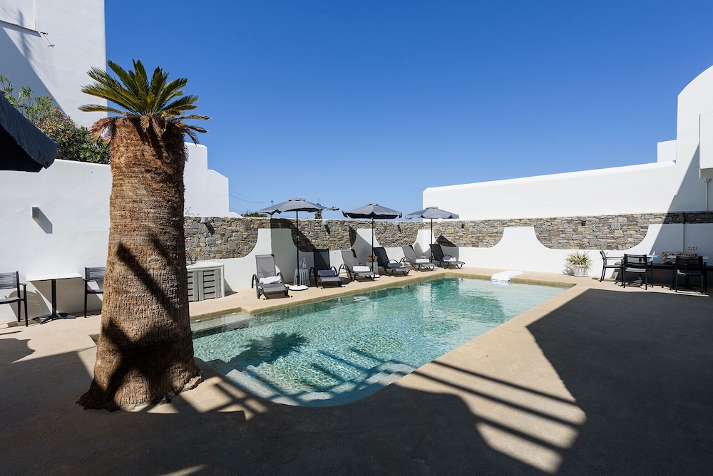 Vammos Luxury Apartments