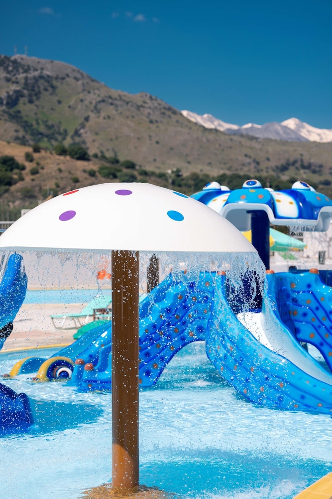 Anemos Luxury Grand Resort
