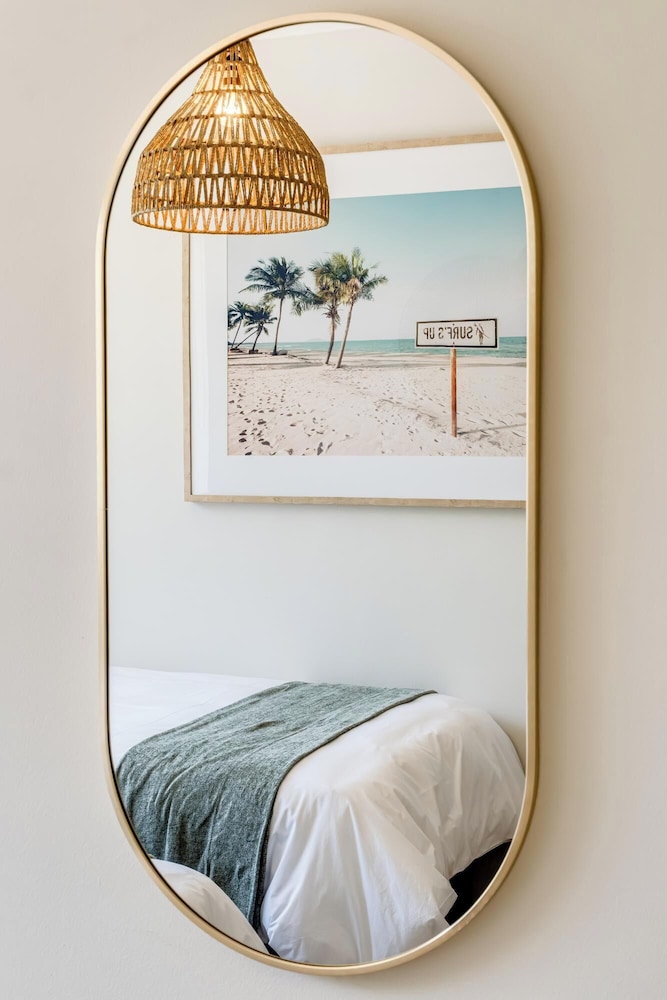Camps Bay Seaside Beach View Apartment Palm Bay