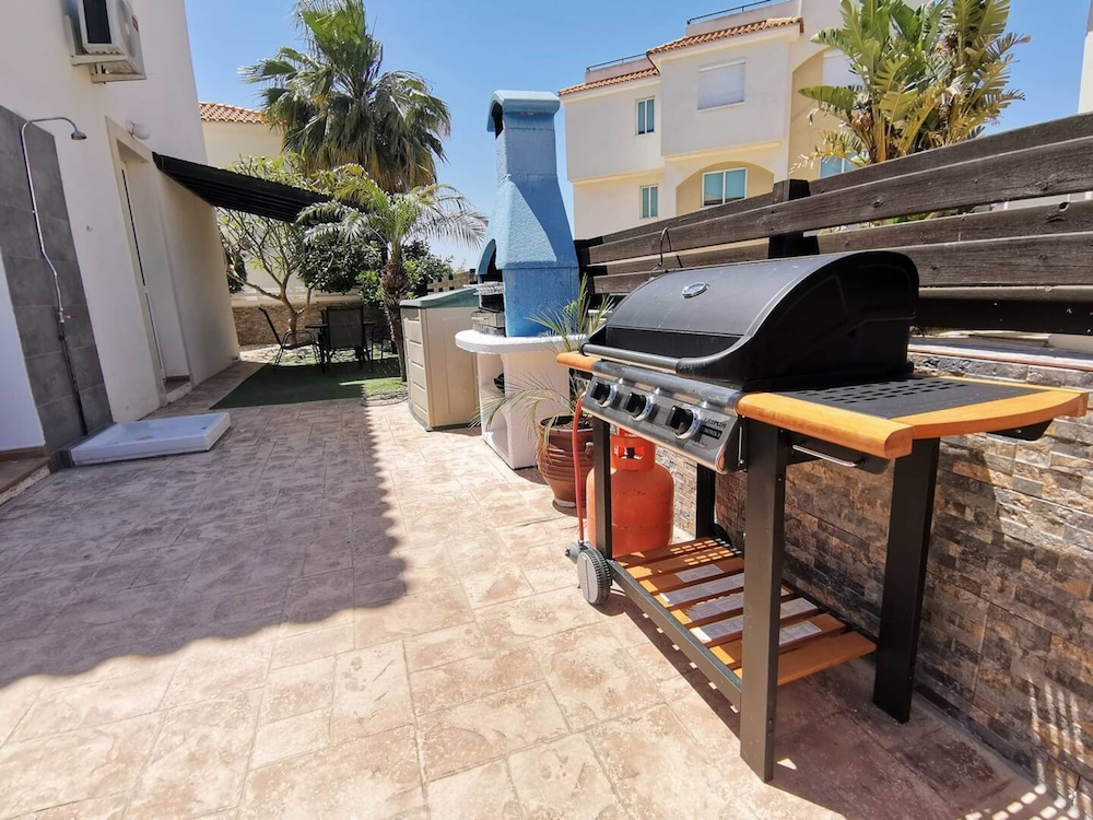 Ennazuse - Beautiful 2 Bedroom Villa in Pernera