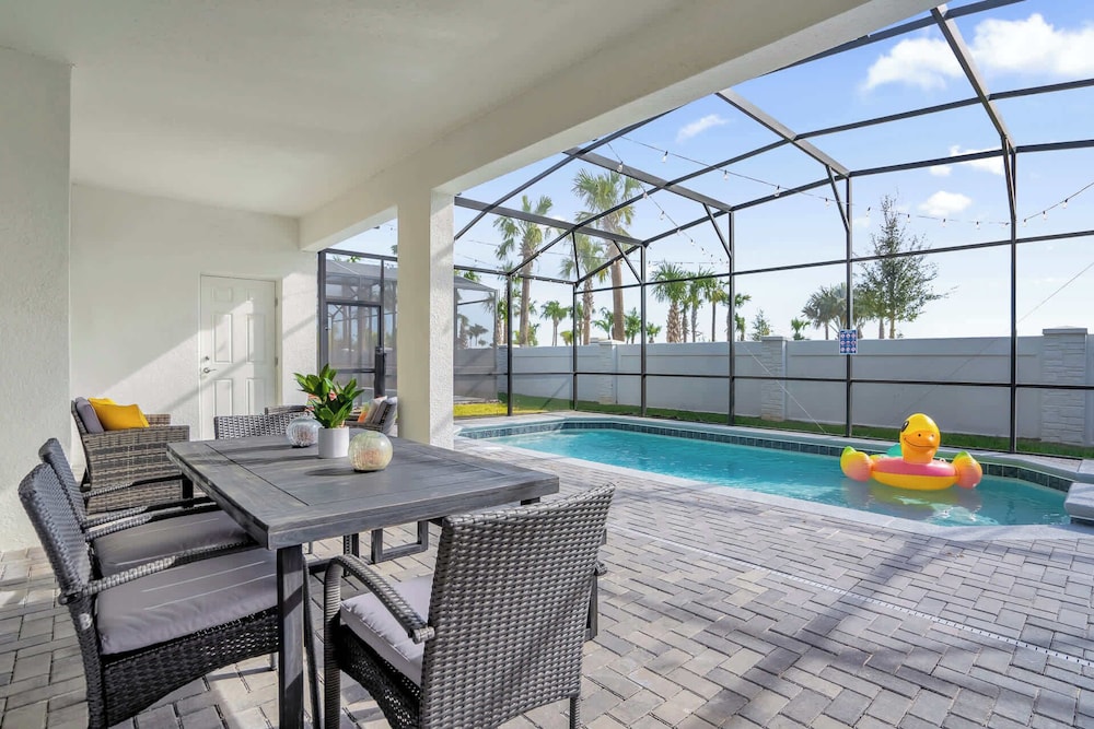 Upstay: Family Retreat w Pool, Cinema & Games Room