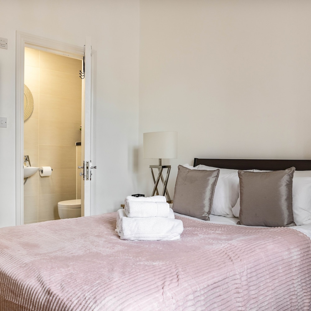 Cosy Studio in Earls Court Flat 10