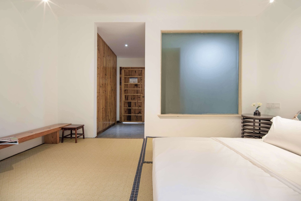 XiangLu YiMo Valley Retreat Guesthouse