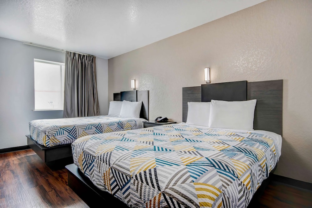 Motel 6 San Antonio, TX - Sea World North