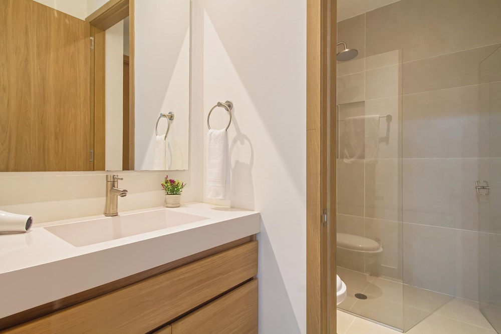 Baia Kristal Cartagena By HostPro