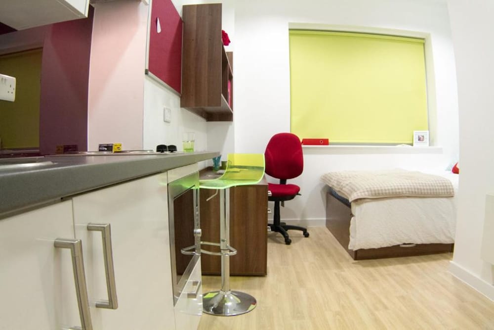 Modern Studios, BANGOR - SK view 4