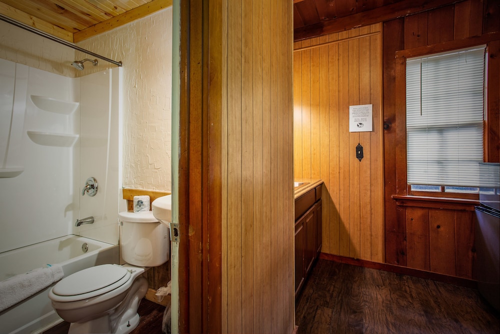 Birchcliff Resort