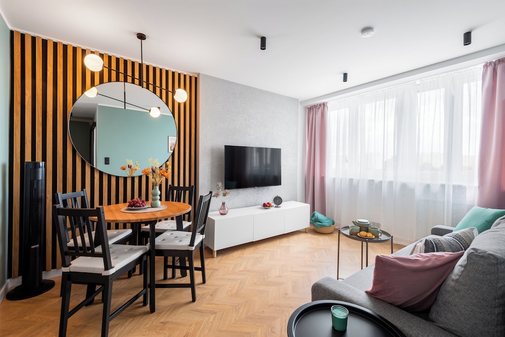 Diamond - by Kairos Apartments