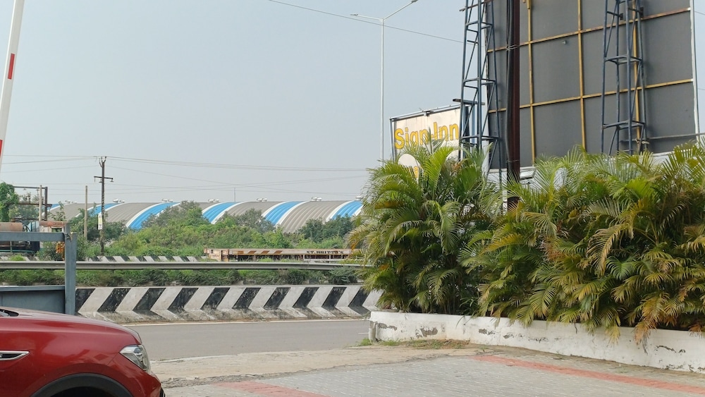 Sign Inn Apart Hotel Sriperumbudur