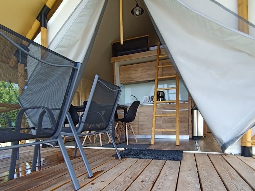 Nice Safari Tent 9 km From Maastricht view 4