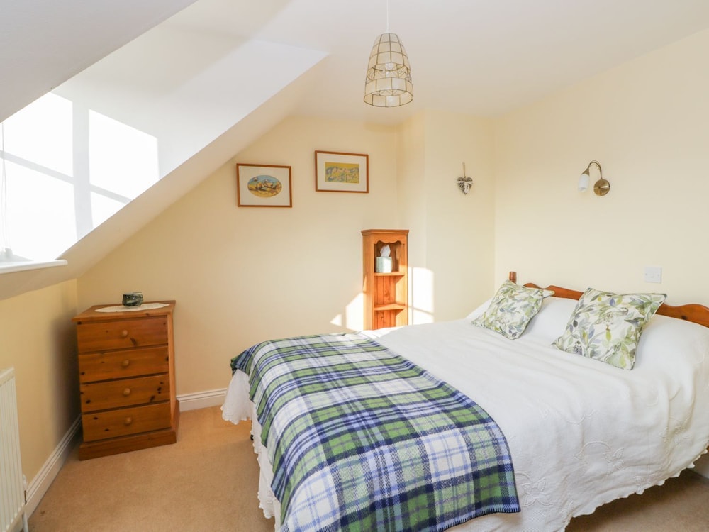 Barn Cottage view 4