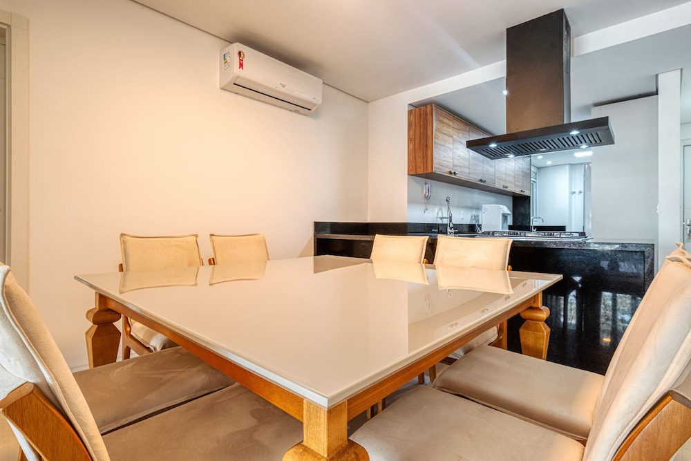 Modern Apt With Balcony 150m From the sea Abc0202