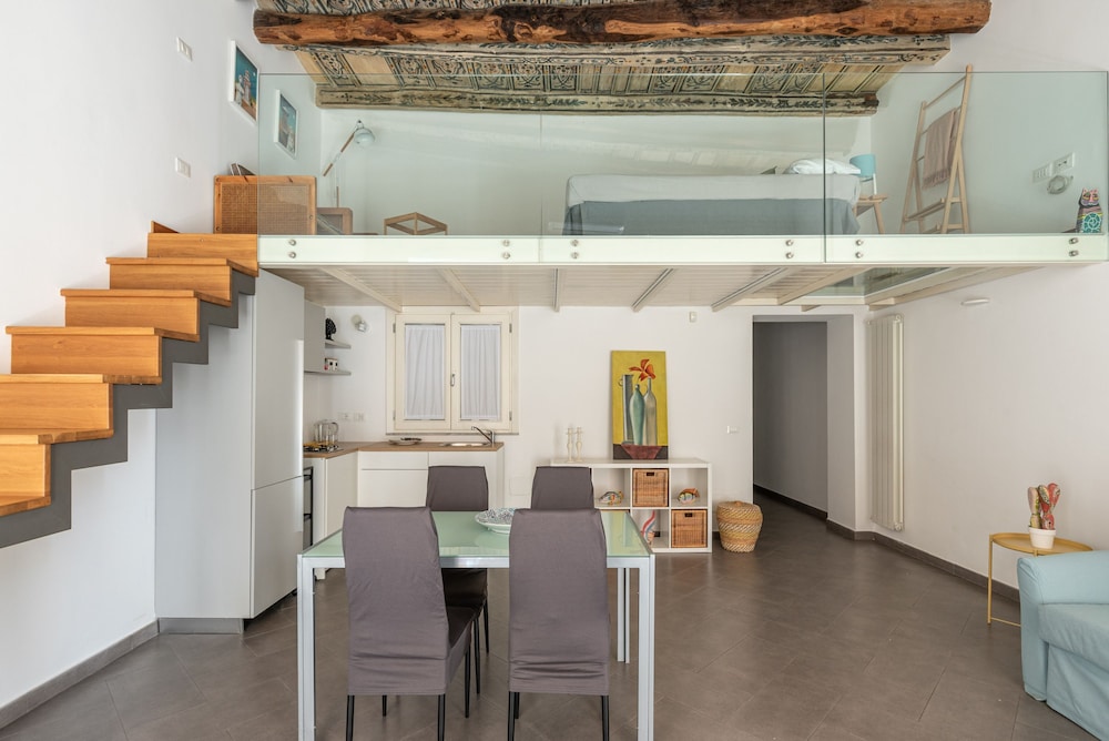 Metam Apartment in the City Center by Wonderful Italy photo 1