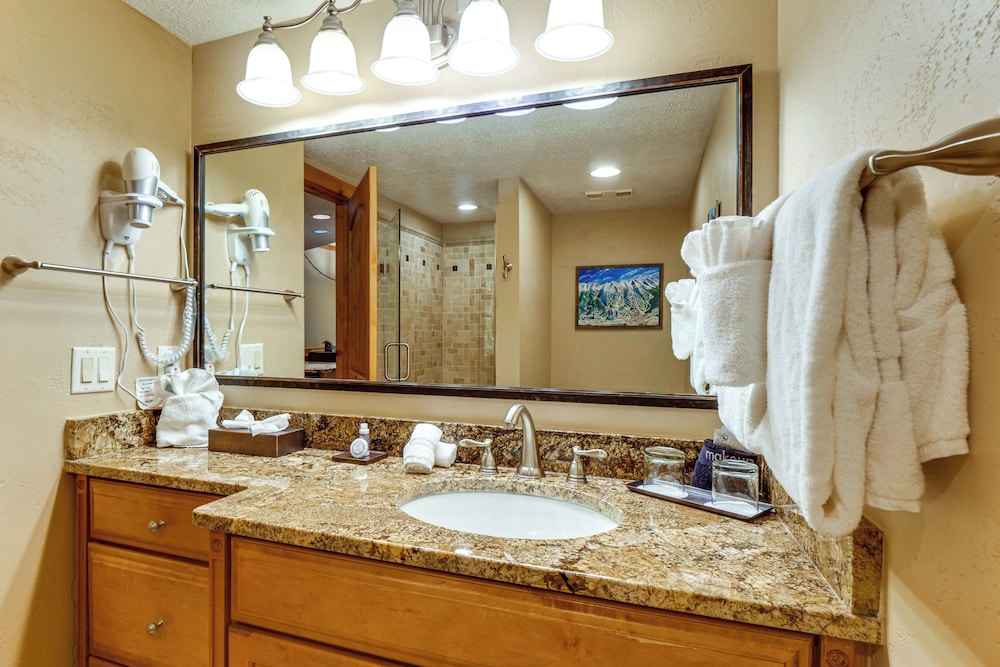 48 Steps to Ski Lift: Breck Suite w/ Resort Perks!