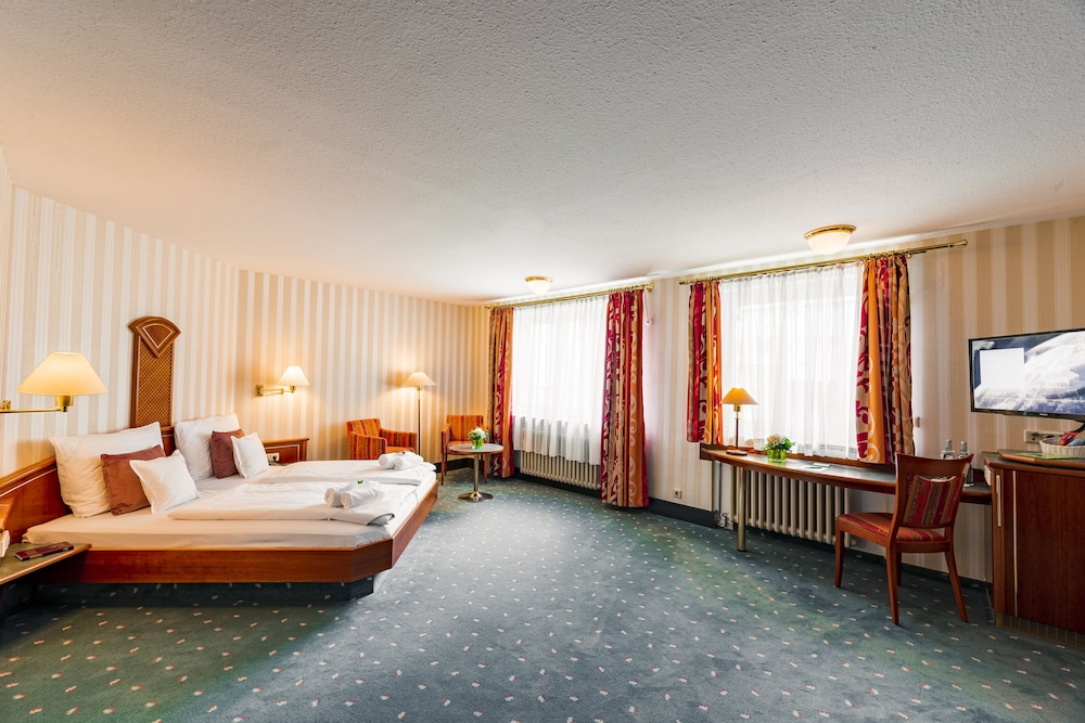 Stuttgart Vacations - TOP VCH Hotel Wartburg Stuttgart - Property Image 22