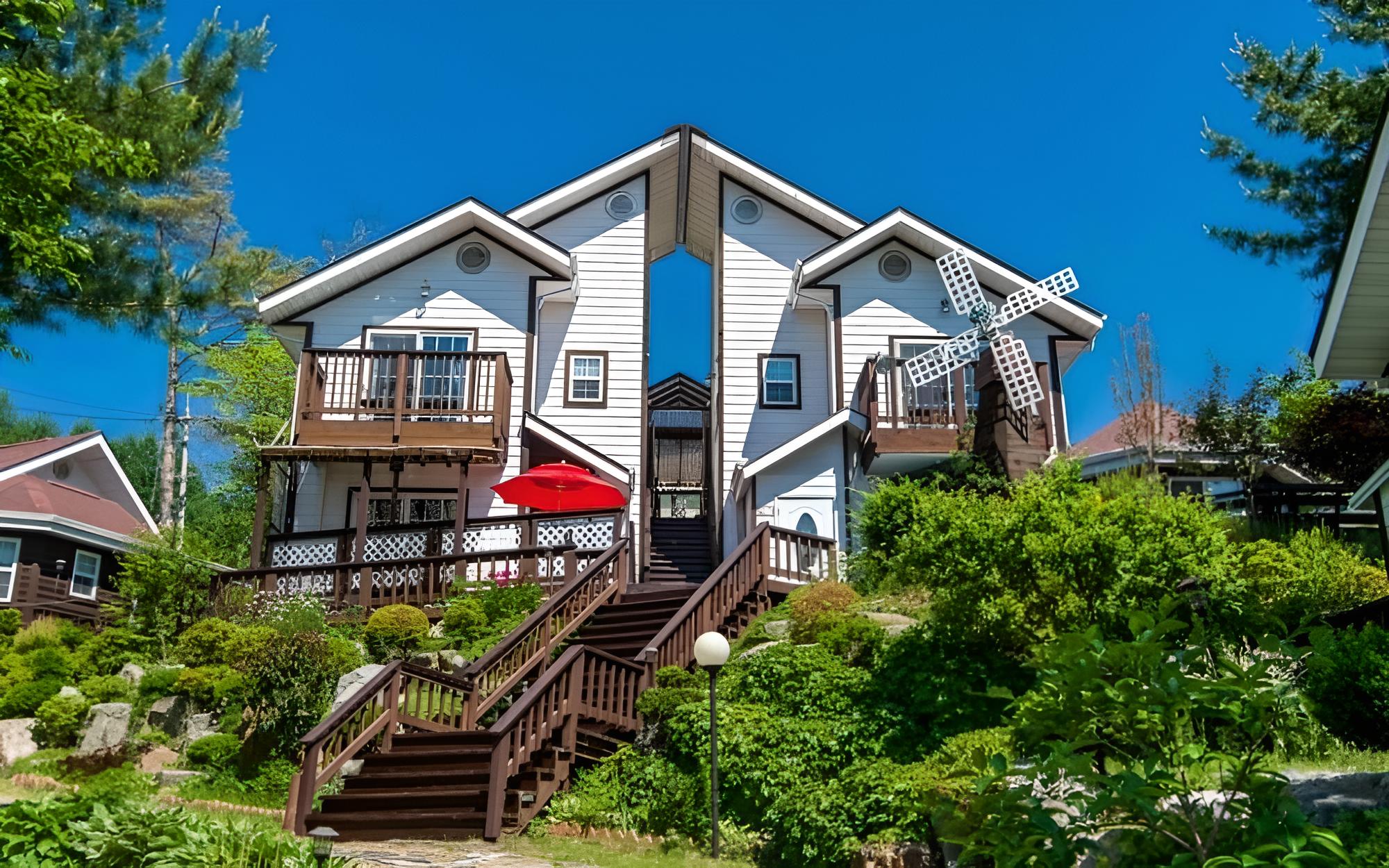 Pyeongchang Sunny House Pension view 2