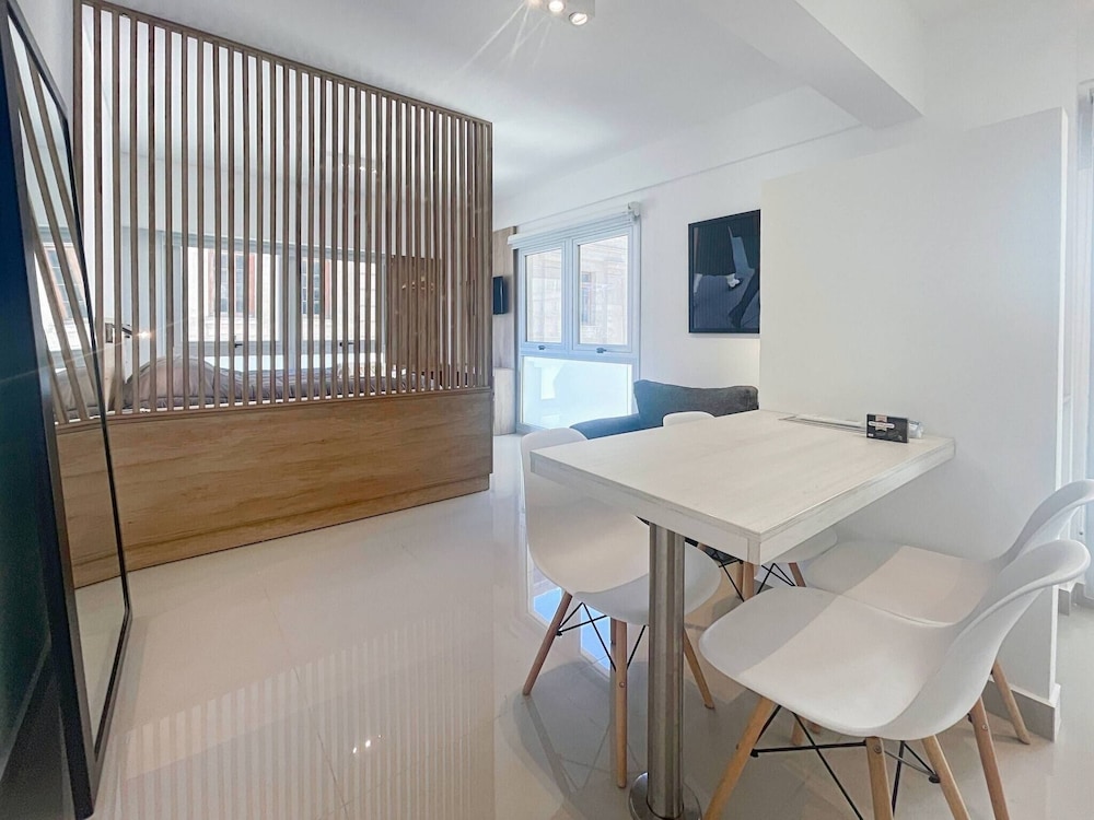 Luxury In Best Area San Telmo