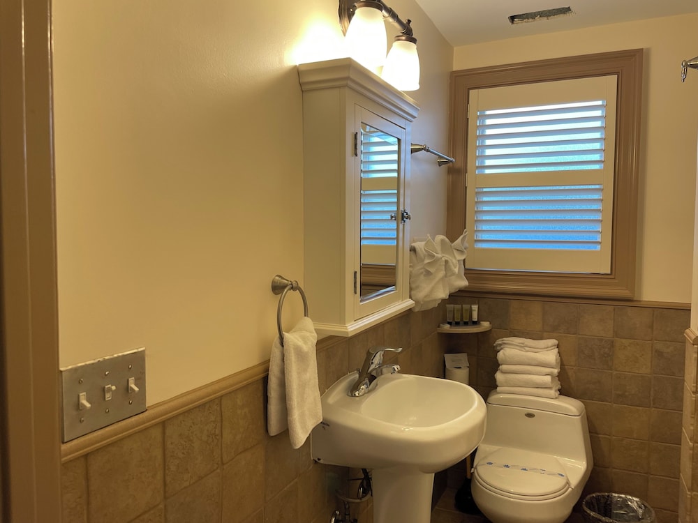 Ala Moana Motel