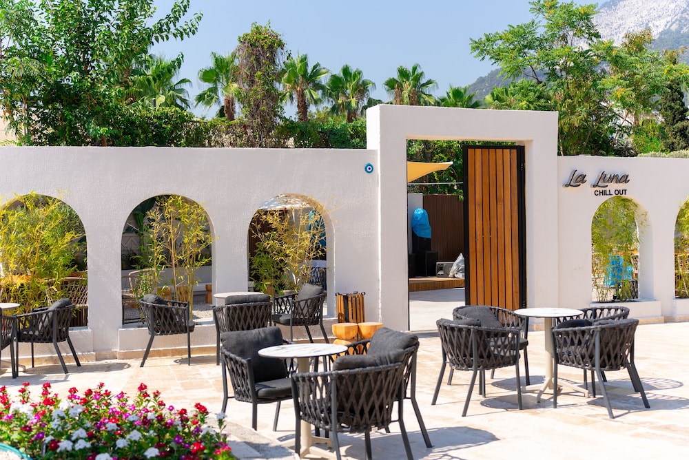 Rose Garden Butik Otel - Image 24