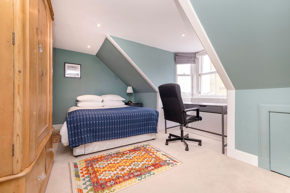 Luxury Family Flat in Edinburgh New Town