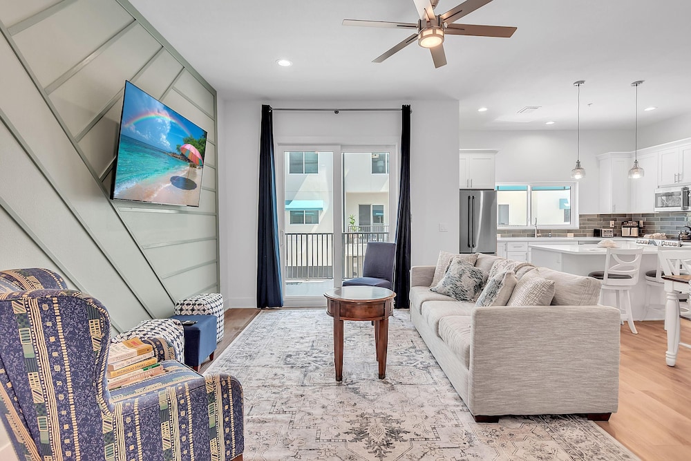 Azul Townhomes B3