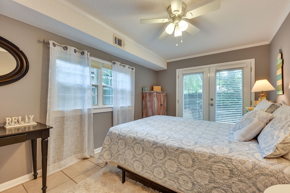 Stunning St Simons Island Home w/ Yard Near Beach! view 3