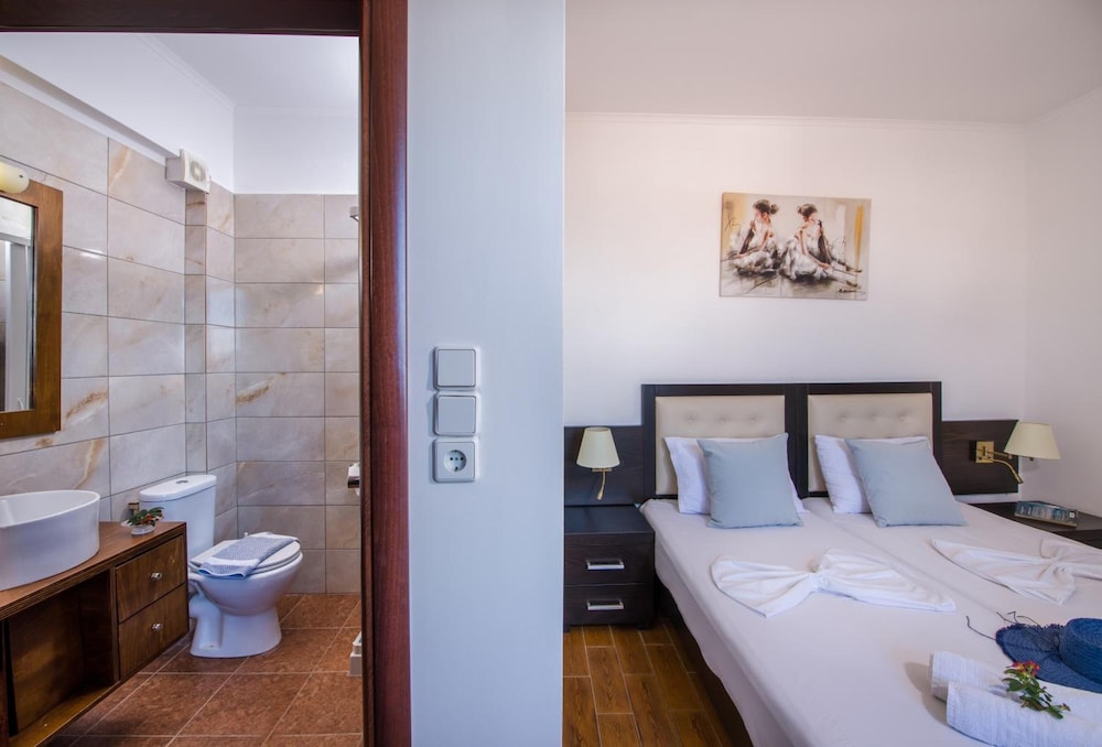 Lilium Hotel photo 3