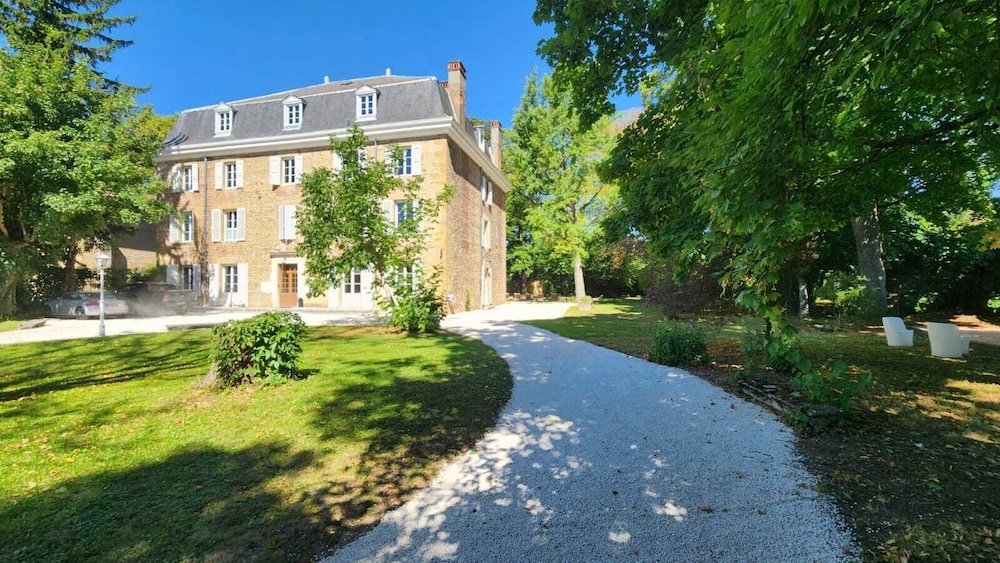 Château de la Rochetière