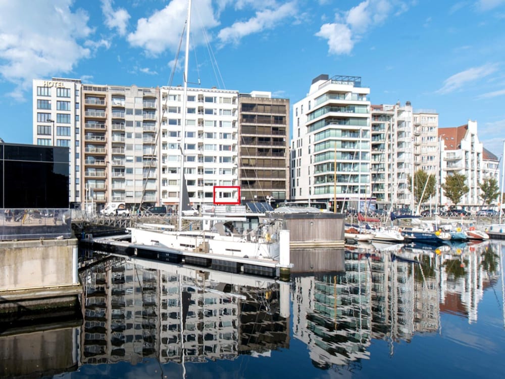 Apartment With a View of the Marina