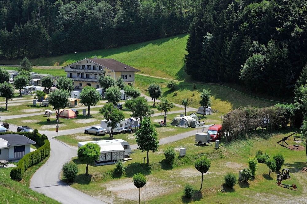Chalet in Tyrol Near Ski Slopes & Sauna