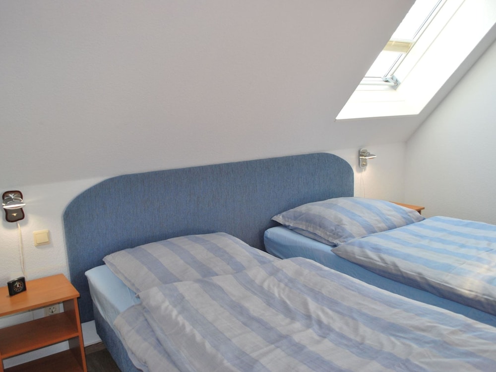 Tranquil Apartment in Ostseebad Kühlungsborn near Sea Beach view 5