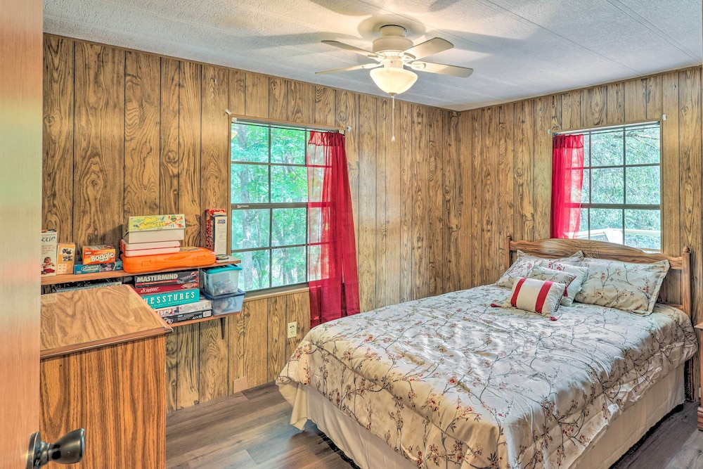 Suwannee Riverfront Home: Grill, Near Springs - Property Image 30