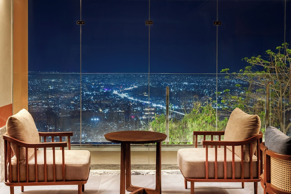 Ila Hotels and Resorts Maulakali