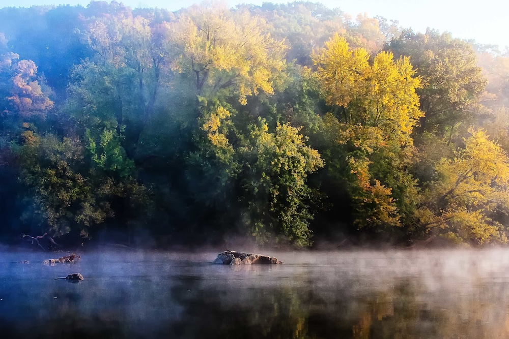 Lexington Vacations - DeHart Cabin - Property Image 13