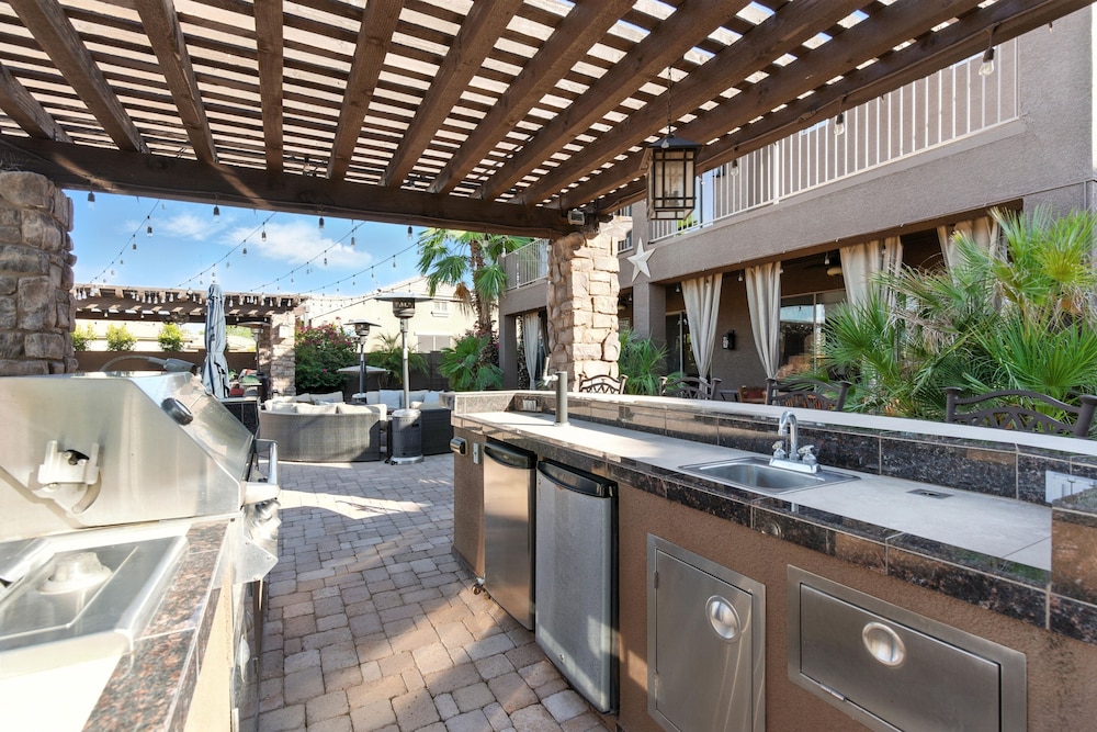 Estrella-resort Style Pool&yard-estrella Mountain