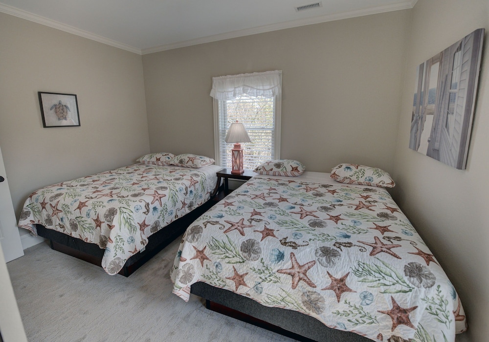 Outer Banks Motel - Village Accommodations